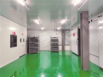 <p> 无菌智能车间。</p>