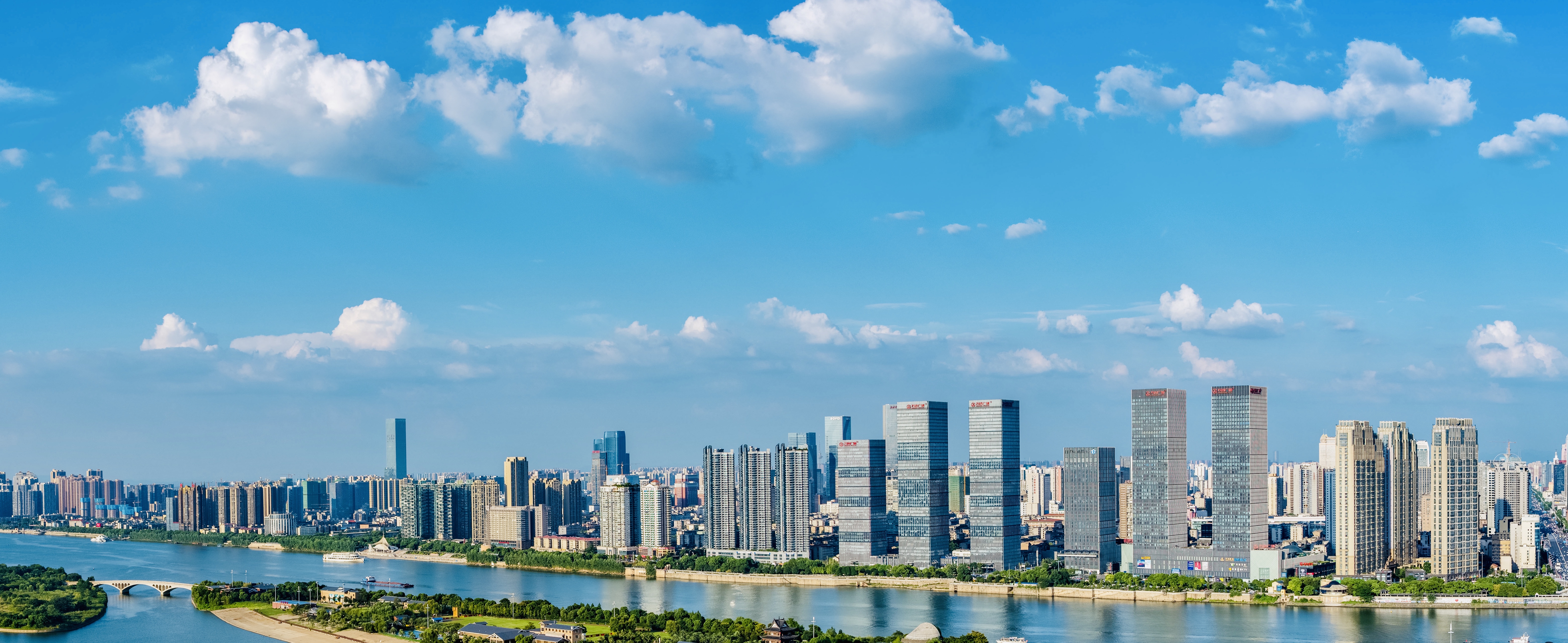 湘江北上，活力开福。 陈飞 摄