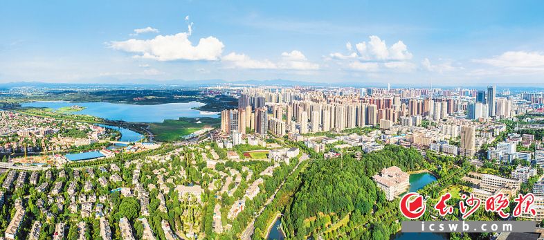 大美星沙。章帝 摄