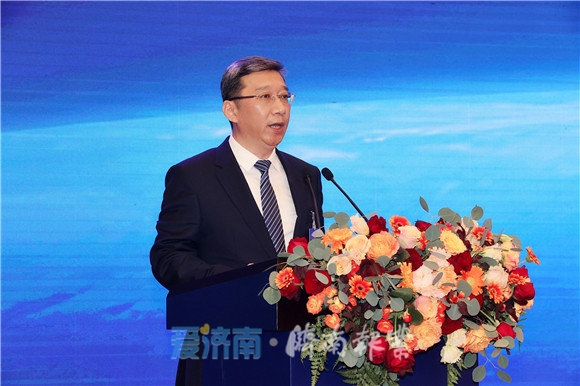 世界先进制造业大会在济开幕 肖亚庆周乃翔致辞