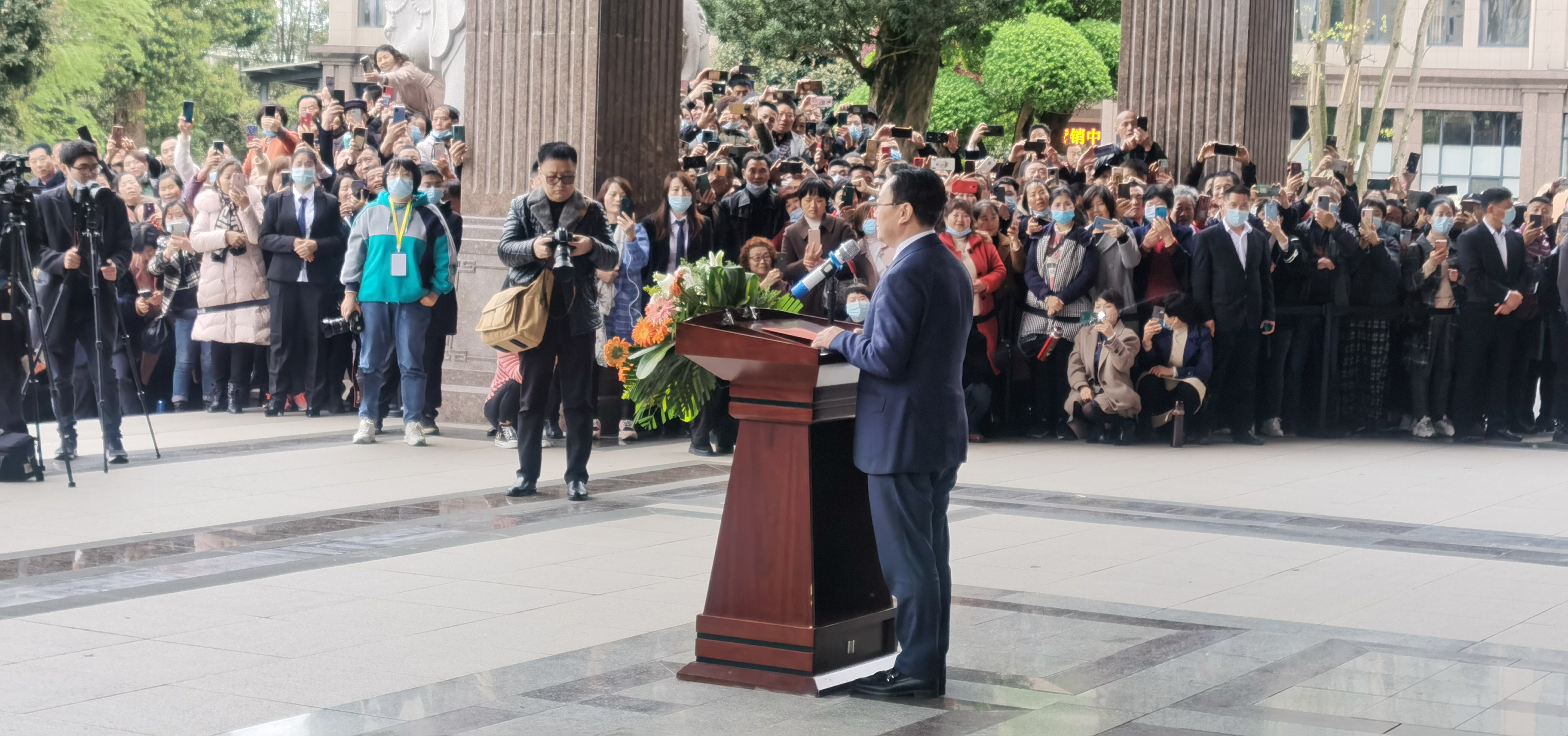 刘仲华院士工作站万隆产业园   揭牌仪式.jpg