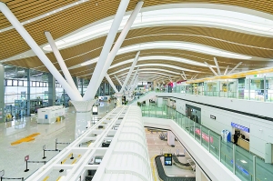 　　贵阳龙洞堡国际机场3号航站楼一角。