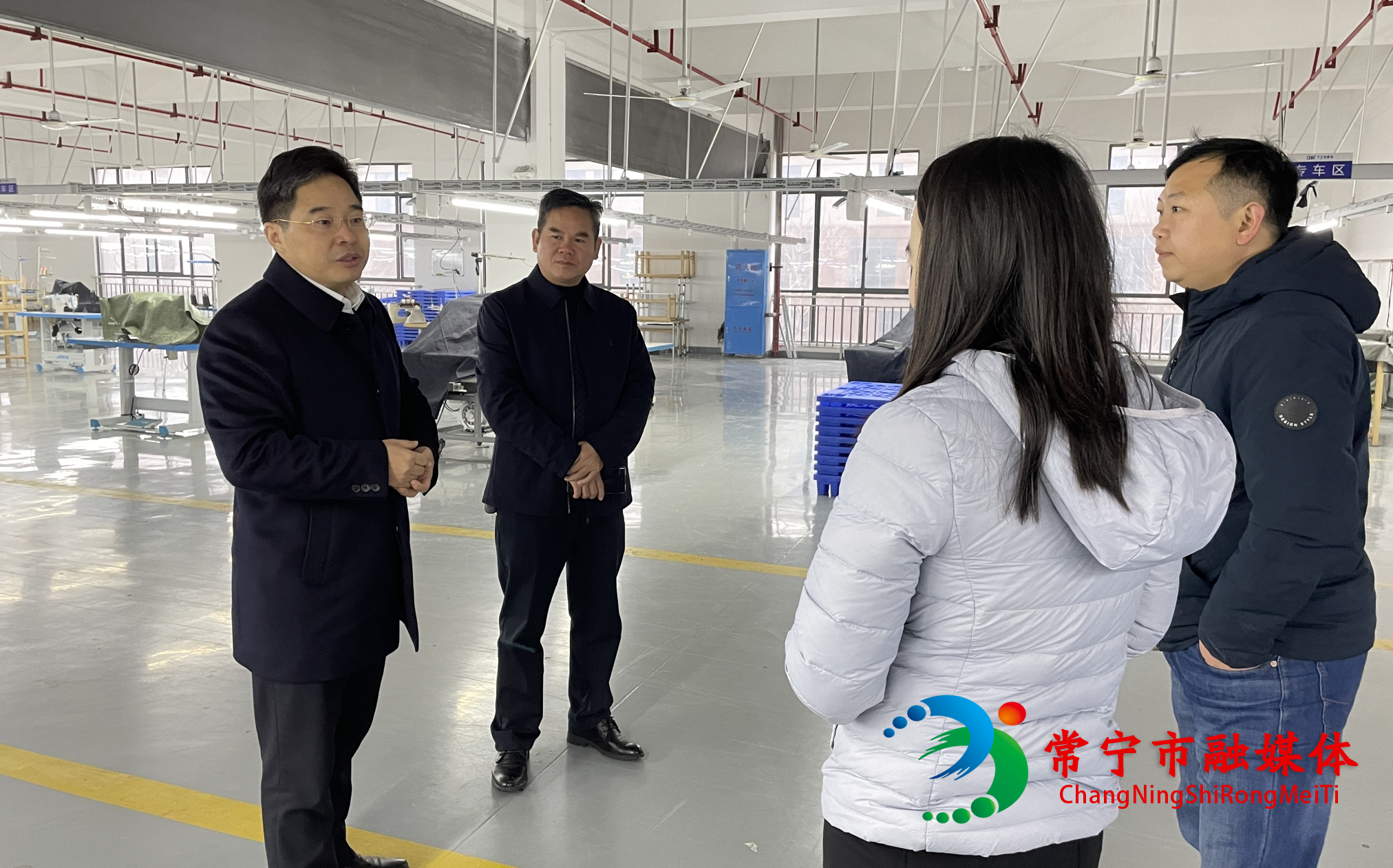 罗卫华走访企业  (1).jpg