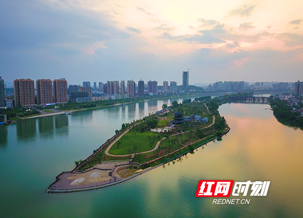 秦国文：雁到衡阳不南飞，客到南岳不思归