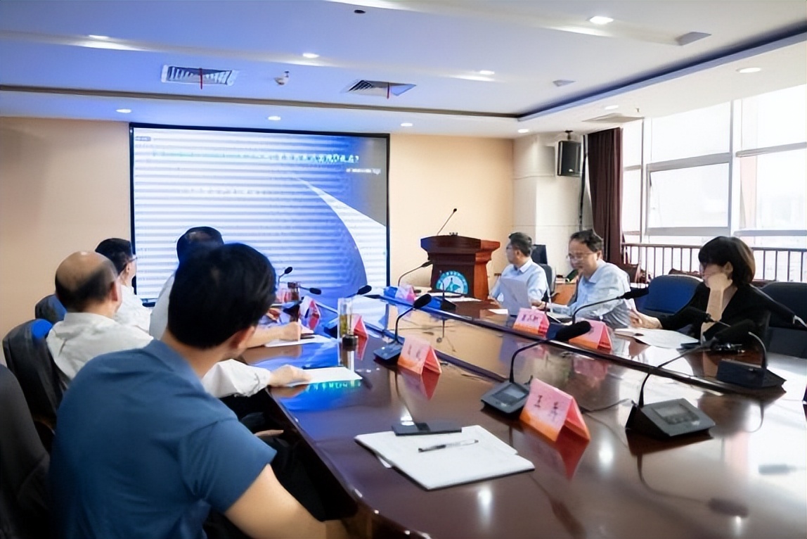 南华大学附属第二医院成功举办首期博士论坛