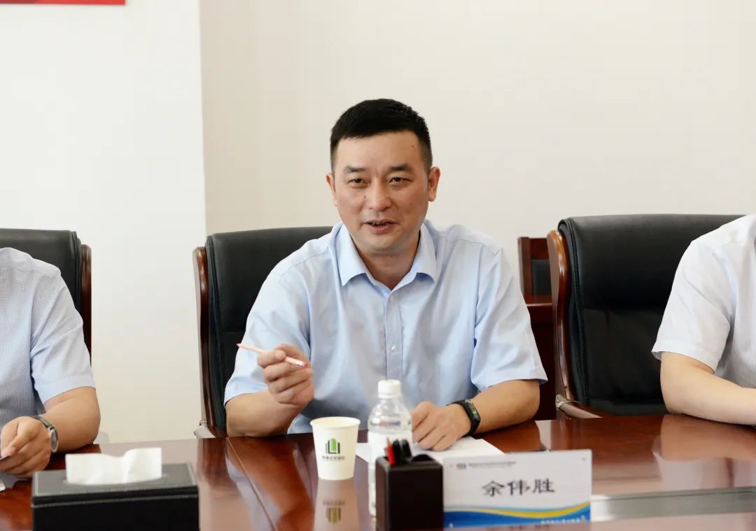 事业部总经理余伟胜首先介绍了东华科技pbat项目成功试生产的相关情况