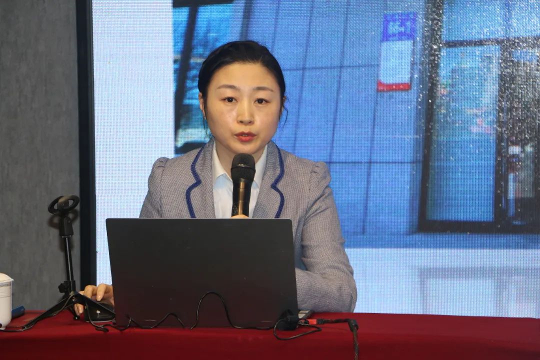 34期哈尔滨银行新区科技专业支行市场 营销部经理黄超.jpg