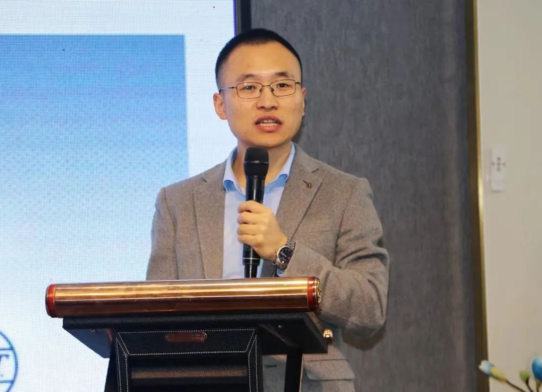 37期中国出口信用保险公司黑龙江分公司经理 吕航.jpg