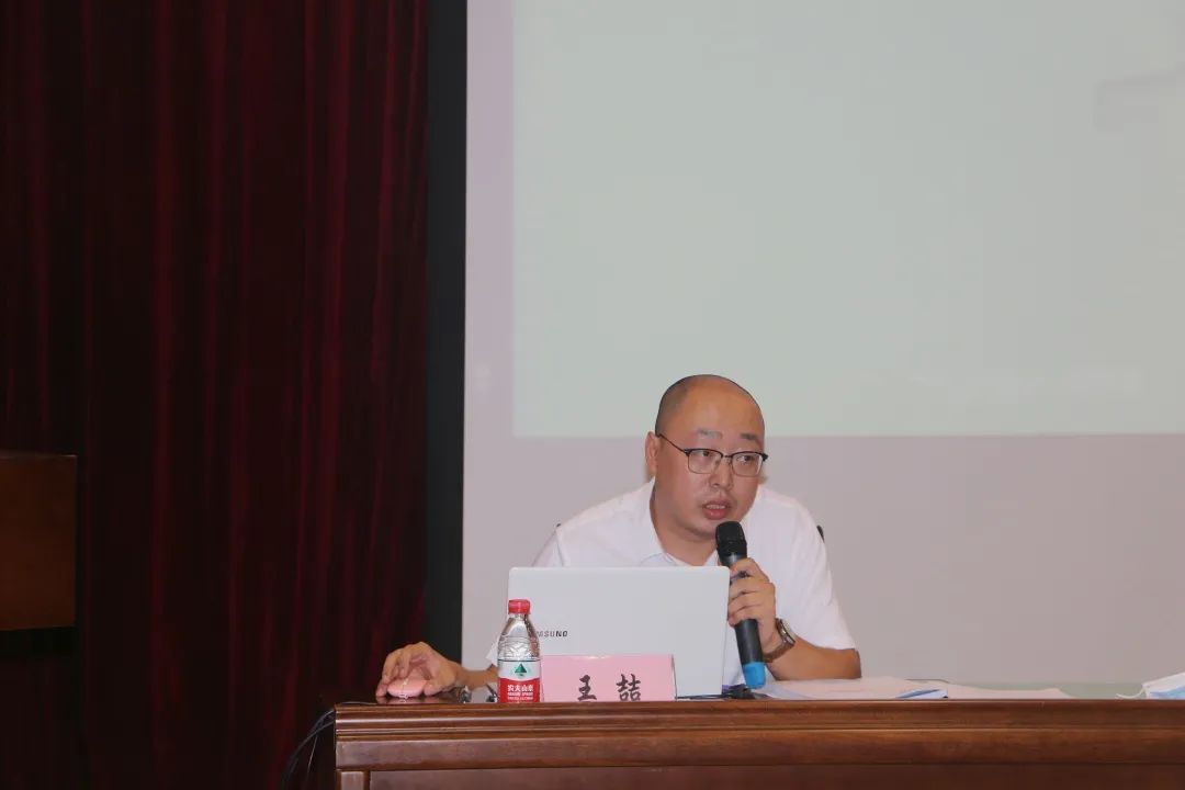 61哈尔滨新区人力资源和社会保障服务中心副主任  王喆.jpg