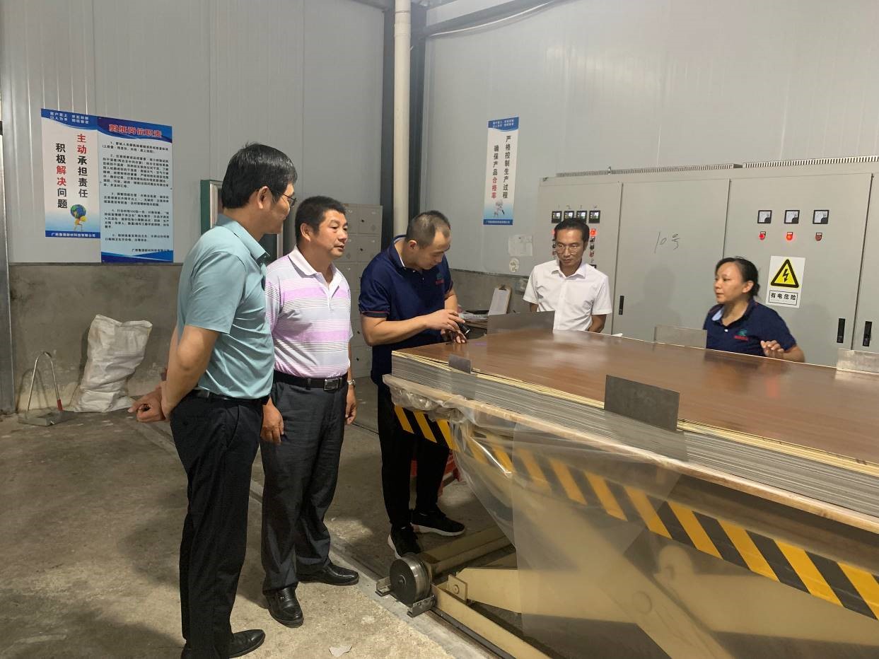 8.22融水特派员到鲁源1