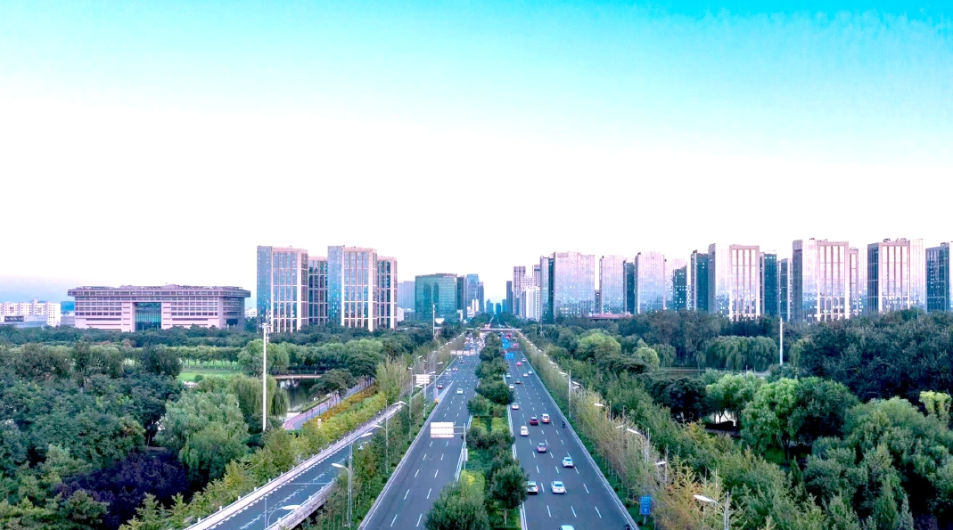 砥砺十年 开路先锋勾勒新图景——北京经开区加快构建新发展格局纪实.png