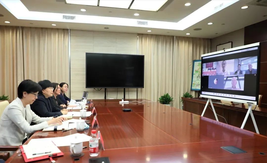 工委书记杨秀玲视频会见博世力士乐集团总裁斯蒂芬·哈克.jpg