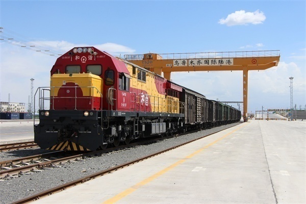 乌鲁木齐国际陆港：联手打造“丝路智港”港域万物互联平台