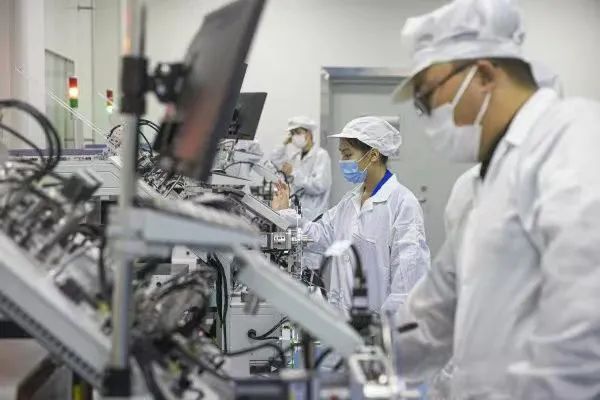 每年完成上亿颗芯片功能测试，北京经开区再添一处中试基地！3.jpg